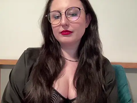 Snapshot of DorothyJoy chatting on 6, 5, 2026 DorothyJoy online show from 6, 5, 2026