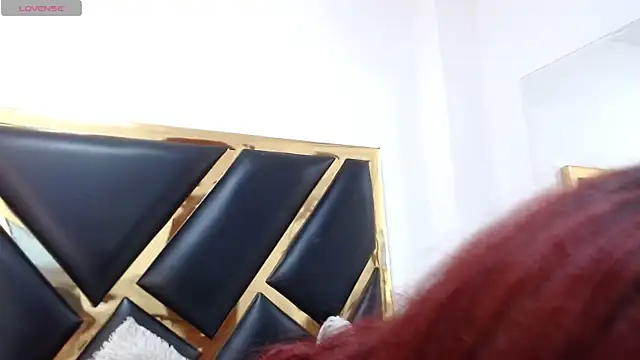 Snapshot of CarolRousee chatting on 24, 5, 2026 CarolRousee online show from 24, 5, 2026