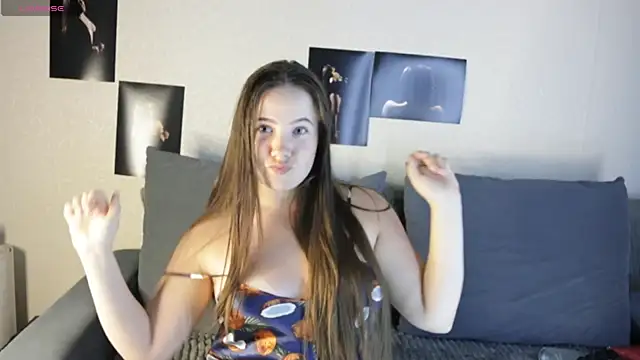Baby-hot-girl online show from 12, 7, 2026