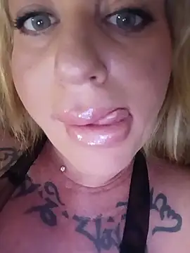 MiaMooly online show from 29, 5, 2026