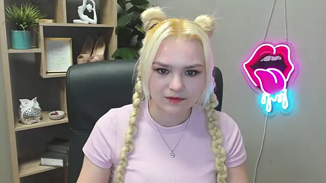 SweetLilyxo online show from 20, 3, 2026