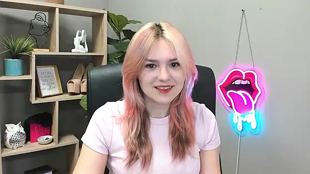 SweetLilyxo online show from 30, 6, 2026
