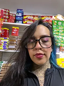 Annie Alicee online show from 4, 7, 2026