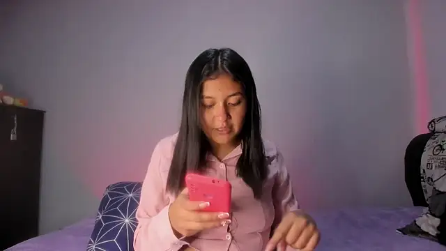 Snapshot of Sharlottee__ chatting on 27, 2, 2026 Sharlottee online show from 27, 2, 2026