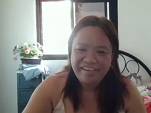 Snapshot of yummychubby29 chatting on 25, 5, 2026 yummychubby29 online show from 25, 5, 2026