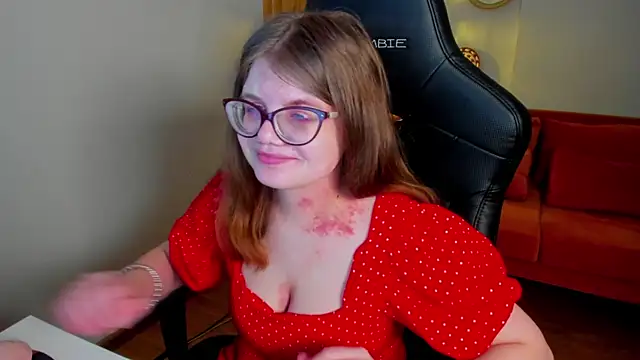 ChloeHalses online show from 7, 3, 2026