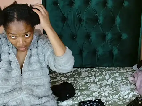 Snapshot of ForeverSexy_ chatting on 16, 7, 2026 ForeverSexy online show from 16, 7, 2026