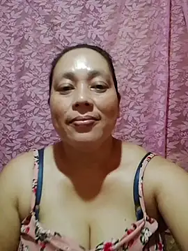 Snapshot of May_Bombs chatting on 18, 3, 2026 May Bombs online show from 18, 3, 2026