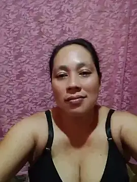 Snapshot of May_Bombs chatting on 21, 3, 2026 May Bombs online show from 21, 3, 2026