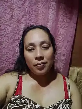 Snapshot of May_Bombs chatting on 28, 3, 2026 May Bombs online show from 28, 3, 2026