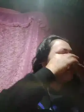 Snapshot of May_Bombs chatting on 29, 3, 2026 May Bombs online show from 29, 3, 2026