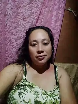 Snapshot of May_Bombs chatting on 31, 3, 2026 May Bombs online show from 31, 3, 2026