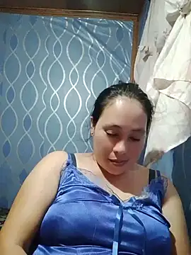 Snapshot of May_Bombs chatting on 10, 4, 2026 May Bombs online show from 10, 4, 2026