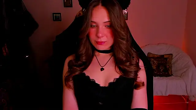LanaLovely online show from 25, 5, 2026