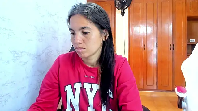 Snapshot of Emily_and_Soffy chatting on 24, 2, 2026 Emily and Soffy online show from 24, 2, 2026