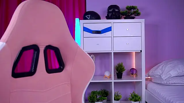 Snapshot of MistyReeds chatting on 14, 2, 2026 MistyReeds online show from 14, 2, 2026