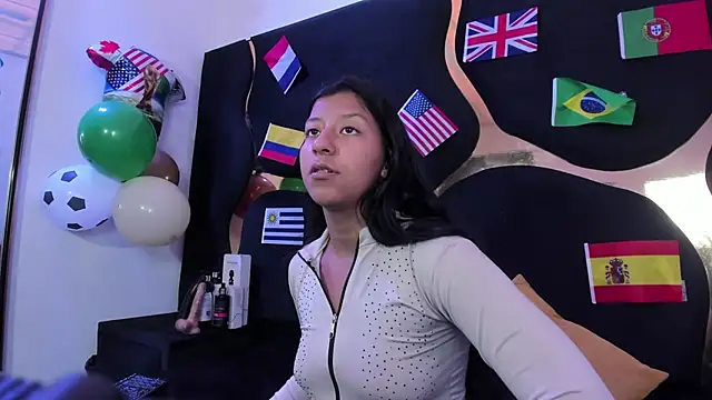 Snapshot of Vaneline2 chatting on 23, 6, 2026 Vaneline2 online show from 23, 6, 2026
