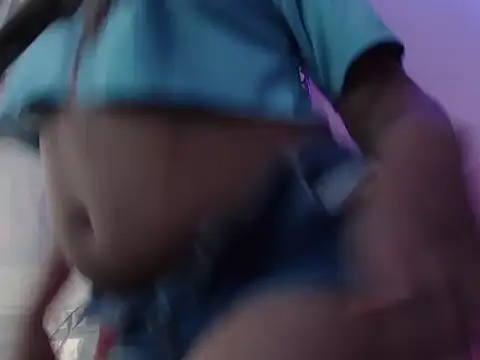 Snapshot of latin_riahnna_jp chatting on 21, 2, 2026 latin riahnna jp online show from 21, 2, 2026