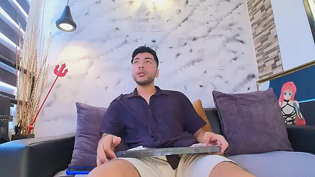 Snapshot of Max_Hornye chatting on 28, 2, 2026 Max Hornye online show from 28, 2, 2026