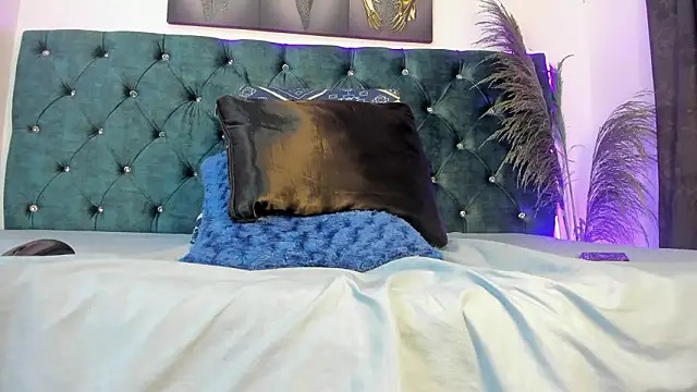 Roxanna 0 online show from 11, 3, 2026