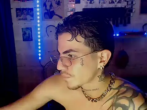 Snapshot of paul-mendezx chatting on 6, 2, 2026 paul-mendezx online show from 6, 2, 2026