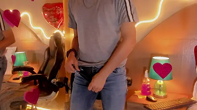 Snapshot of Christian_Foxx chatting on 14, 2, 2026 Christian Foxx online show from 14, 2, 2026