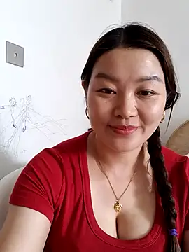 Snapshot of Jennie_dogy chatting on 5, 5, 2026 Jennie dogy online show from 5, 5, 2026