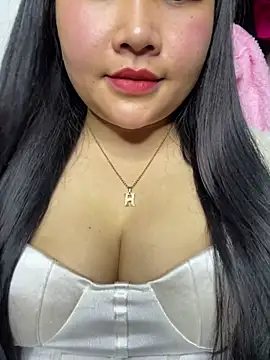 Violet pusy online show from 16, 3, 2026