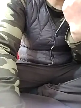 LiilyZi online show from 10, 3, 2026