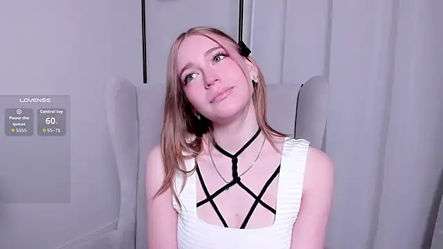 RowenaIanniello online show from 3, 4, 2026