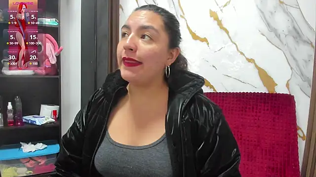 Snapshot of lexyy24 chatting on 19, 5, 2026 lexyy24 online show from 19, 5, 2026