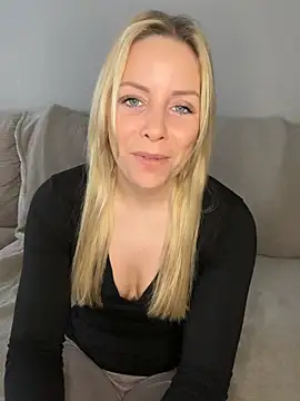 emily-becker22 online show from 24, 2, 2026