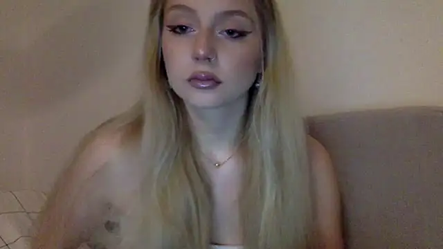 Snapshot of MayaWetDream chatting on 28, 2, 2026 MayaWetDream online show from 28, 2, 2026