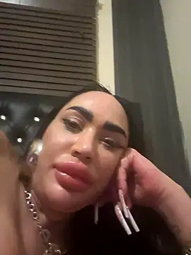 Snapshot of Lovermolls chatting on 24, 2, 2026 Lovermolls online show from 24, 2, 2026