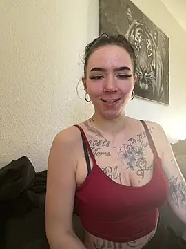 zoeelovee online show from 2, 3, 2026