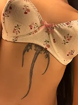 BadLilAngelXXX online show from 9, 3, 2026