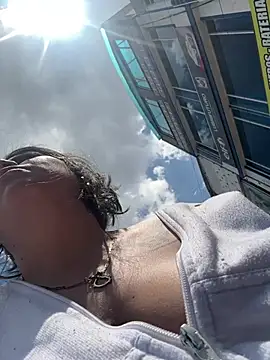 Snapshot of Thalia_xx chatting on 28, 2, 2026 Thalia xx online show from 28, 2, 2026