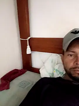 Snapshot of Branquinho-k chatting on 7, 2, 2026 Branquinho-k online show from 7, 2, 2026