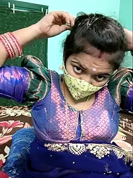Snapshot of Tamilkannadacouple chatting on 8, 5, 2026 Tamilkannadacouple online show from 8, 5, 2026