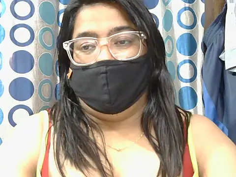 GangbangCouple online show from 9, 4, 2026