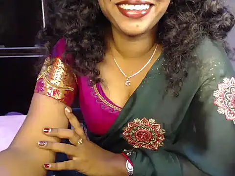 VixenNandhu online show from 5, 7, 2026