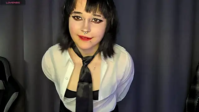 Snapshot of PureSofia chatting on 11, 4, 2026 PureSofia online show from 11, 4, 2026