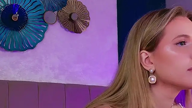 Beckie White online show from 26, 2, 2026