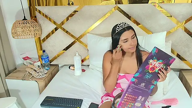 Snapshot of Madeline_Foxxxy chatting on 24, 2, 2026 Madeline Foxxxy online show from 24, 2, 2026