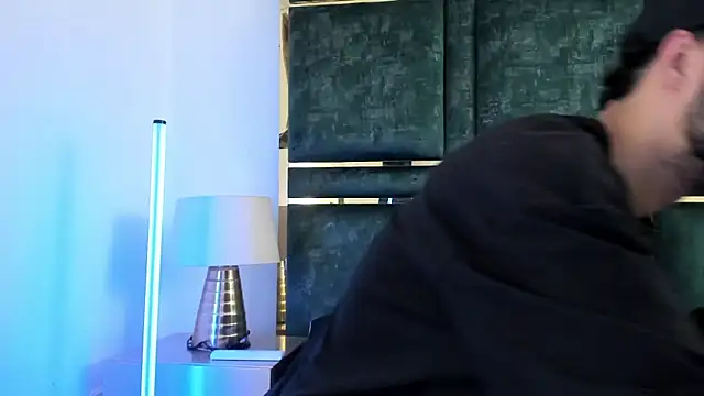 GaelyCoral online show from 8, 4, 2026