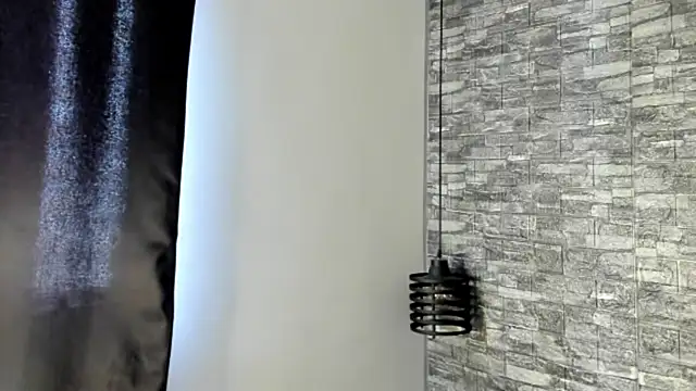 ASHLEY COLLINS1 online show from 7, 4, 2026