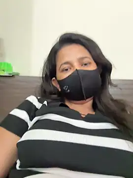 raavigirl online show from 27, 2, 2026