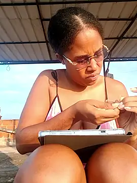 Monique Mulberry2 online show from 9, 2, 2026