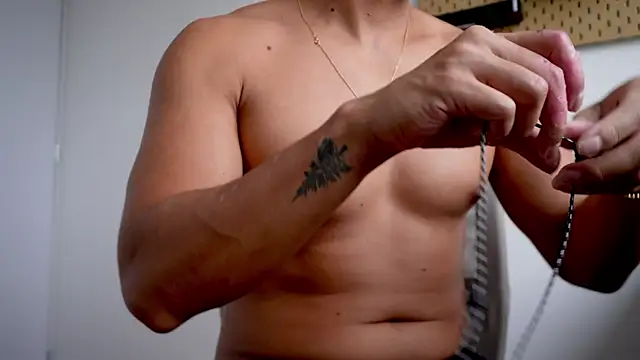 Snapshot of NicoHeat chatting on 2, 4, 2026 NicoHeat online show from 2, 4, 2026