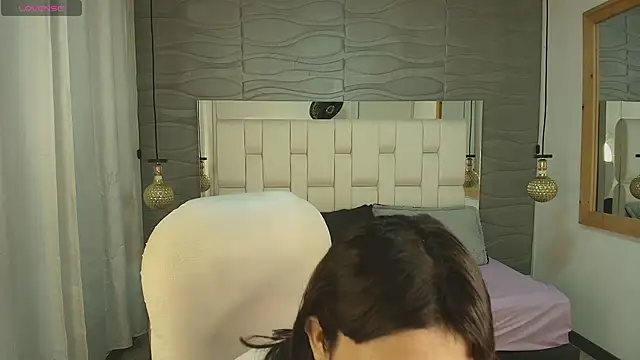 Snapshot of Thaliaa_Lopez chatting on 16, 2, 2026 Thaliaa Lopez online show from 16, 2, 2026